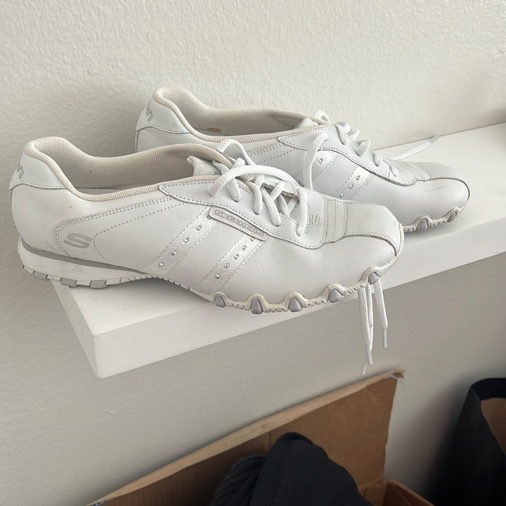 White Sketchers - Never Work Size 8